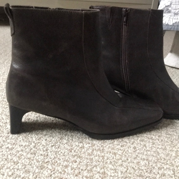 Brown Fall Boots - Picture 2 of 6